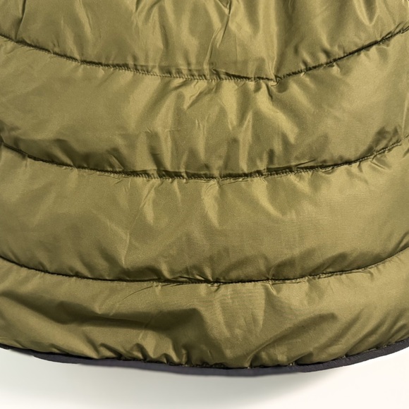 Bass Pro Shops Youth L Hooded Fleece-Lined Vest | Green Black Outdoor - Picture 10 of 16